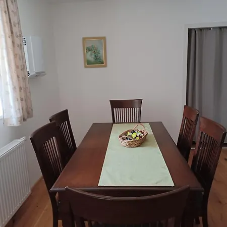 Zentrale Lage 아파트